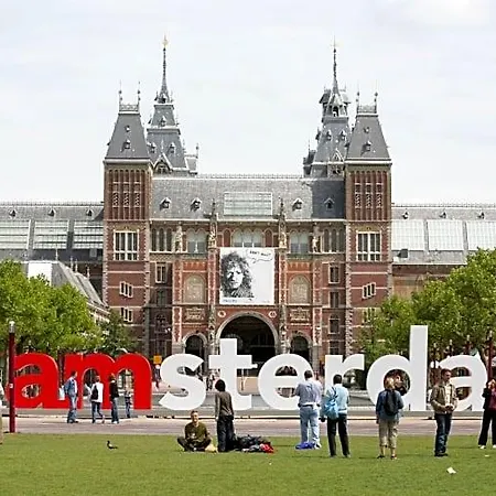 Bed & Breakfast Jo Amsterdam 4*