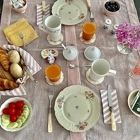 Jo Amsterdam Bed & Breakfast Diemen